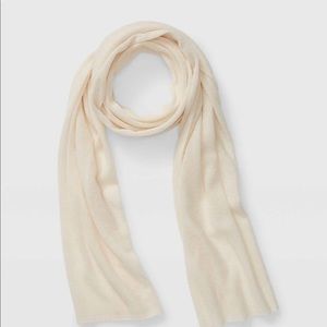 Club Monaco cashmere scarf with tag